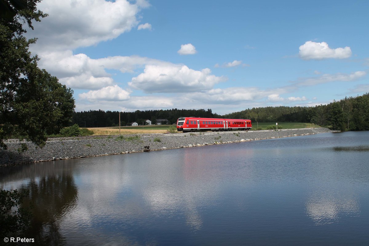 612 481-1 als Umleiter RE Hof - Nürnberg am Rechenweiher bei Reuth bei Erbendorf. 07.07.20