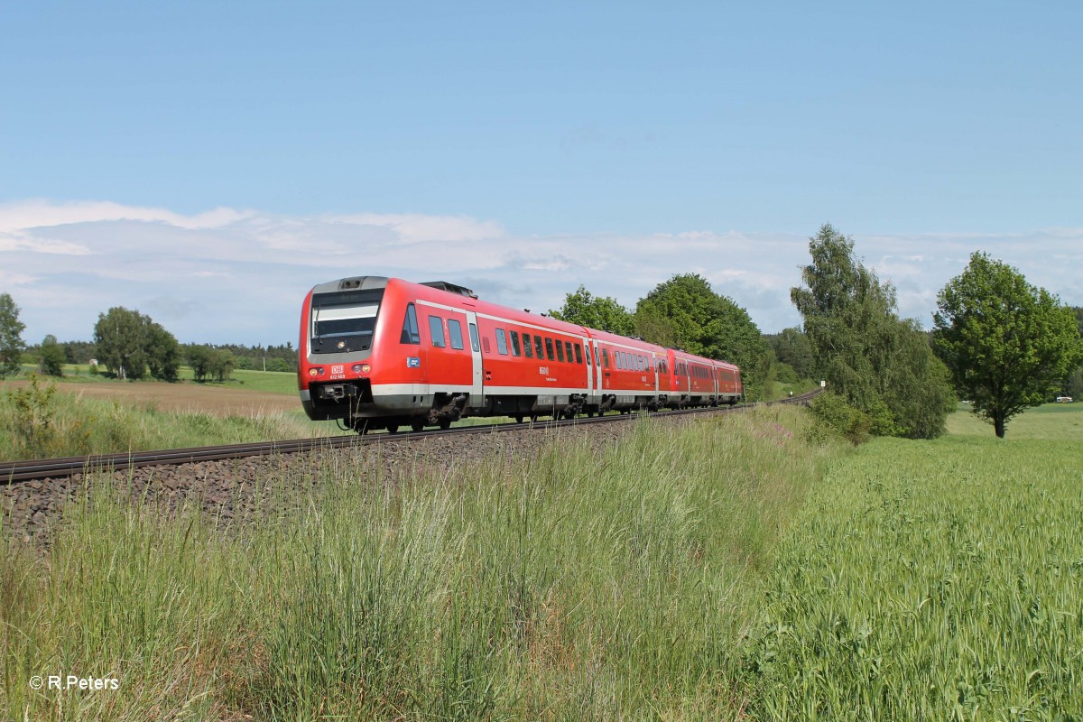 612 669 + 963 als RE 59316 Regensburg - Hof bei Naabdemenreuth. 24.05.14