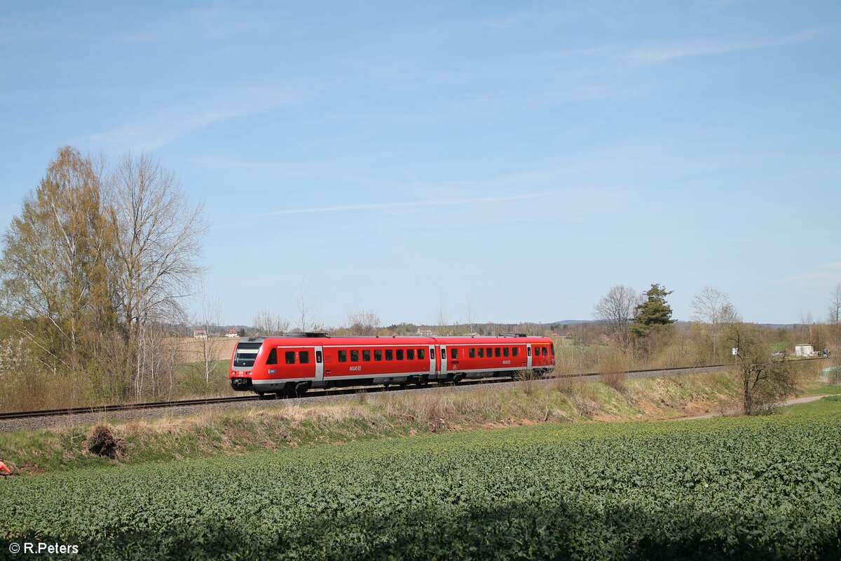 612 990 als RE 31 3430 Cheb - Nürnberg bei Oschwitz. 09.05.21