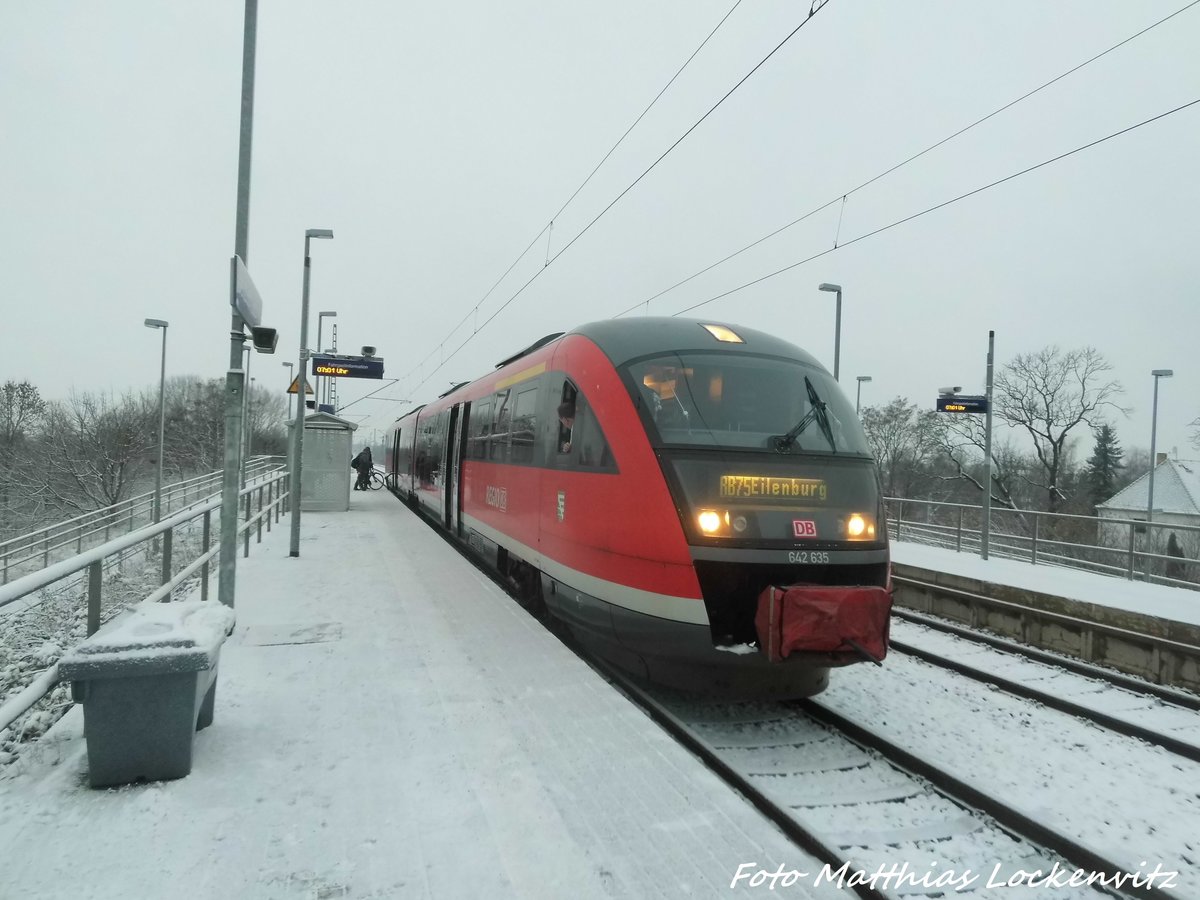 642 135 / im Bahnhof Delitzsch ob Bf am 1.3.16