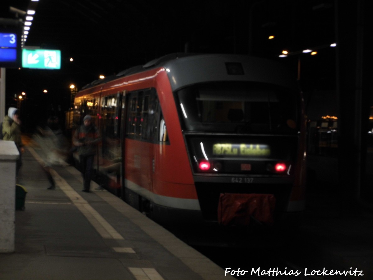 642 137 / 637 im Bahnhof Halle (Saale) Hbf am 8.2.16