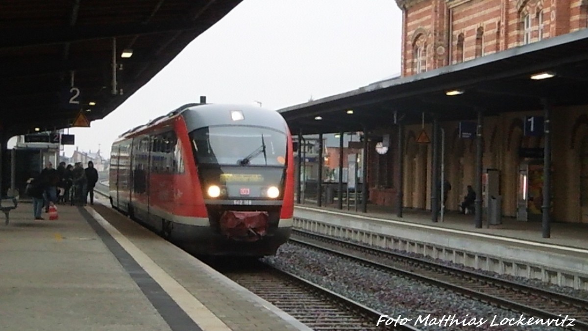 642 168 / 668 als RB50 mit ziel Aschersleben im Bahnhof Bernburg am 28.11.15