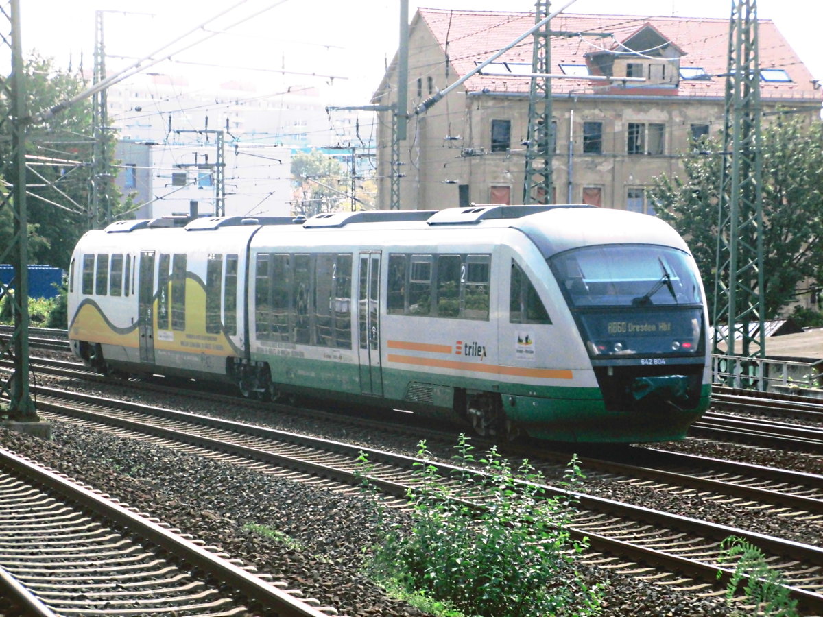 642 304 / 804 vom Trilex als RB60 mit ziel Dresden Hbf bei der vorbeifahrt am Bahnhof Dresden Freiberger Straße am 5.9.18