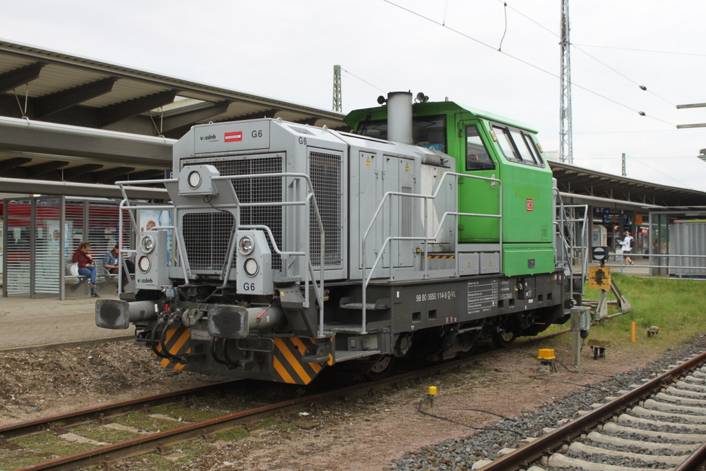 650 114-8 stand am Abend des 12.08.2017 im Rostocker Hbf.