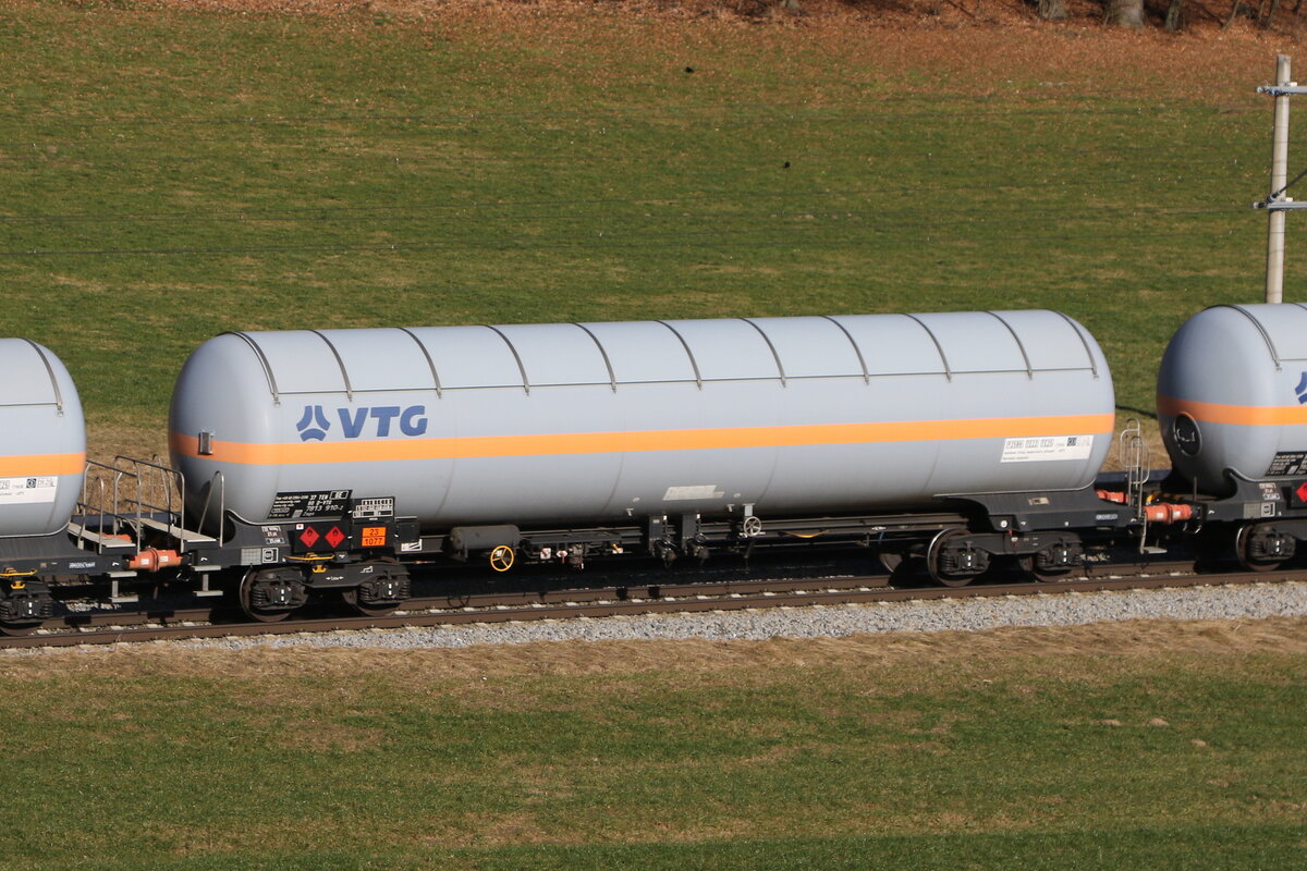 7813 910 (Zags) von  VTG  am 5. Februar 2024 bei Axdorf.