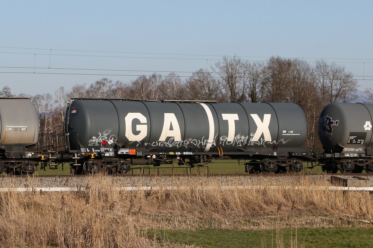 7846 871 (Zacns) von  GATX  am 18. Mrz 2025 bei Bernau.