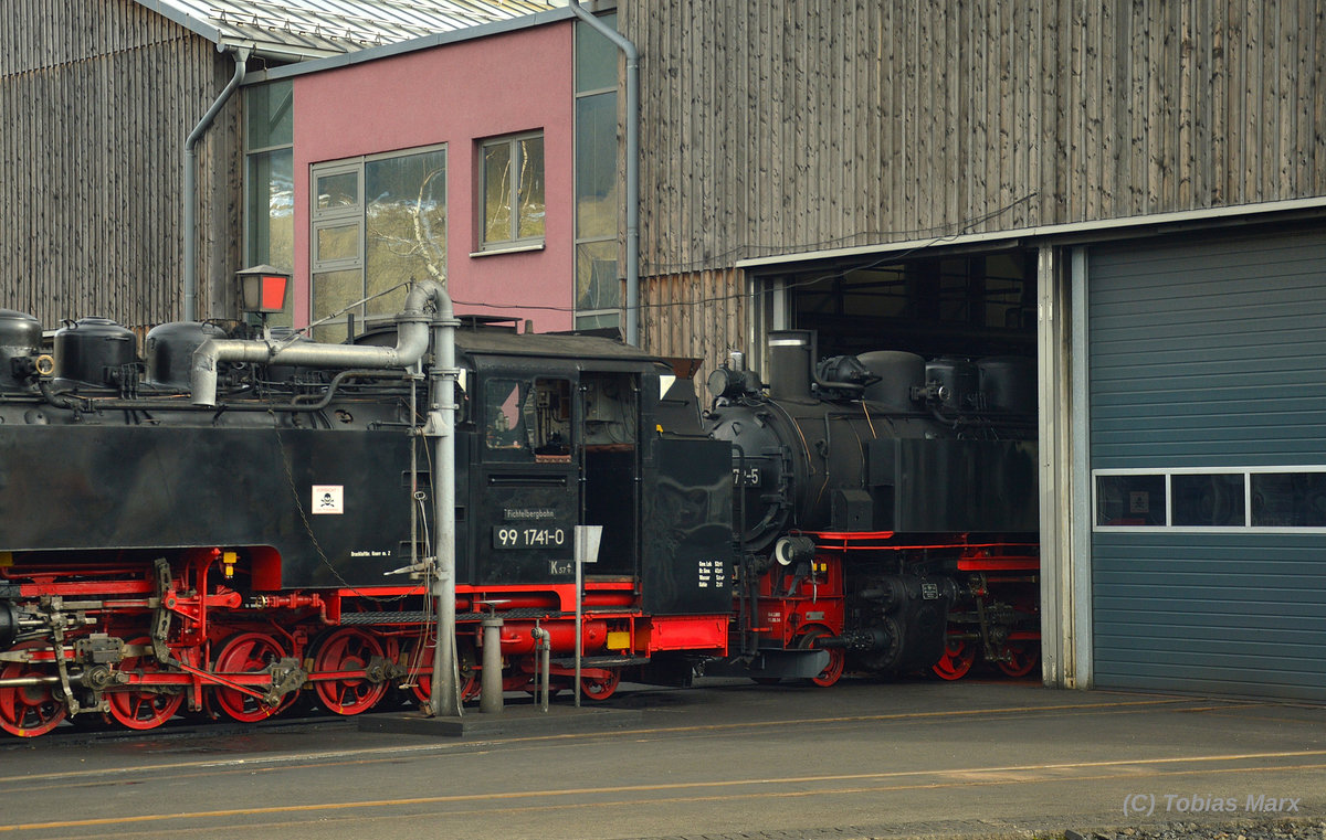 99 1772-5 machte am 30.03.2016 den Lokzug in Oberwiesenthal komplett. 
