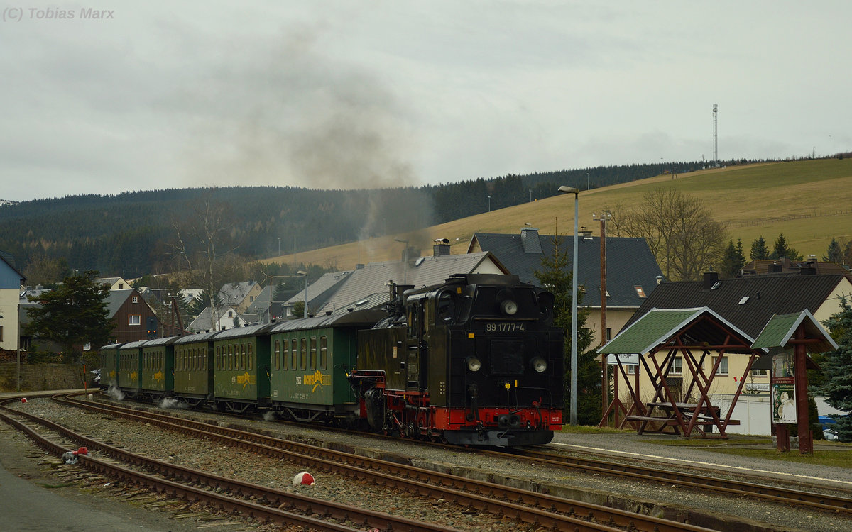 99 1777-4 bei der Einfahrt mit P 1000 in Neudorf am 30.03.2016
