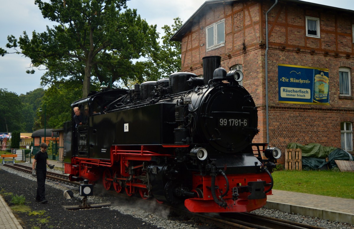 99 1781-6 beim Umsetzen in Göhren am 08.08.2015