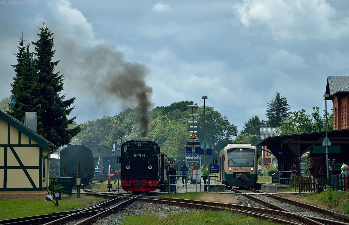 99 1781-6 mit P 105 und 650 032 am 18.07.2016 in Putbus