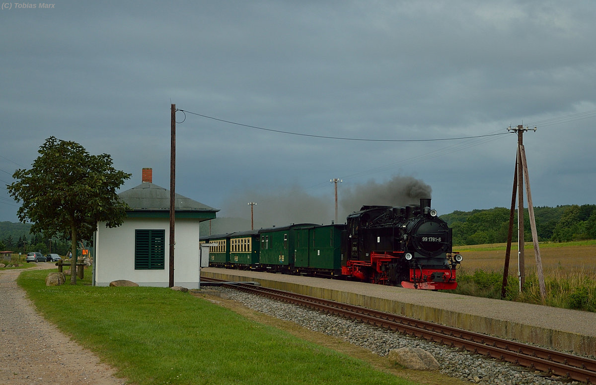 99 1781-6 mit P 232 bei der Durchfahrt durch Seelvitz am 17.07.2016