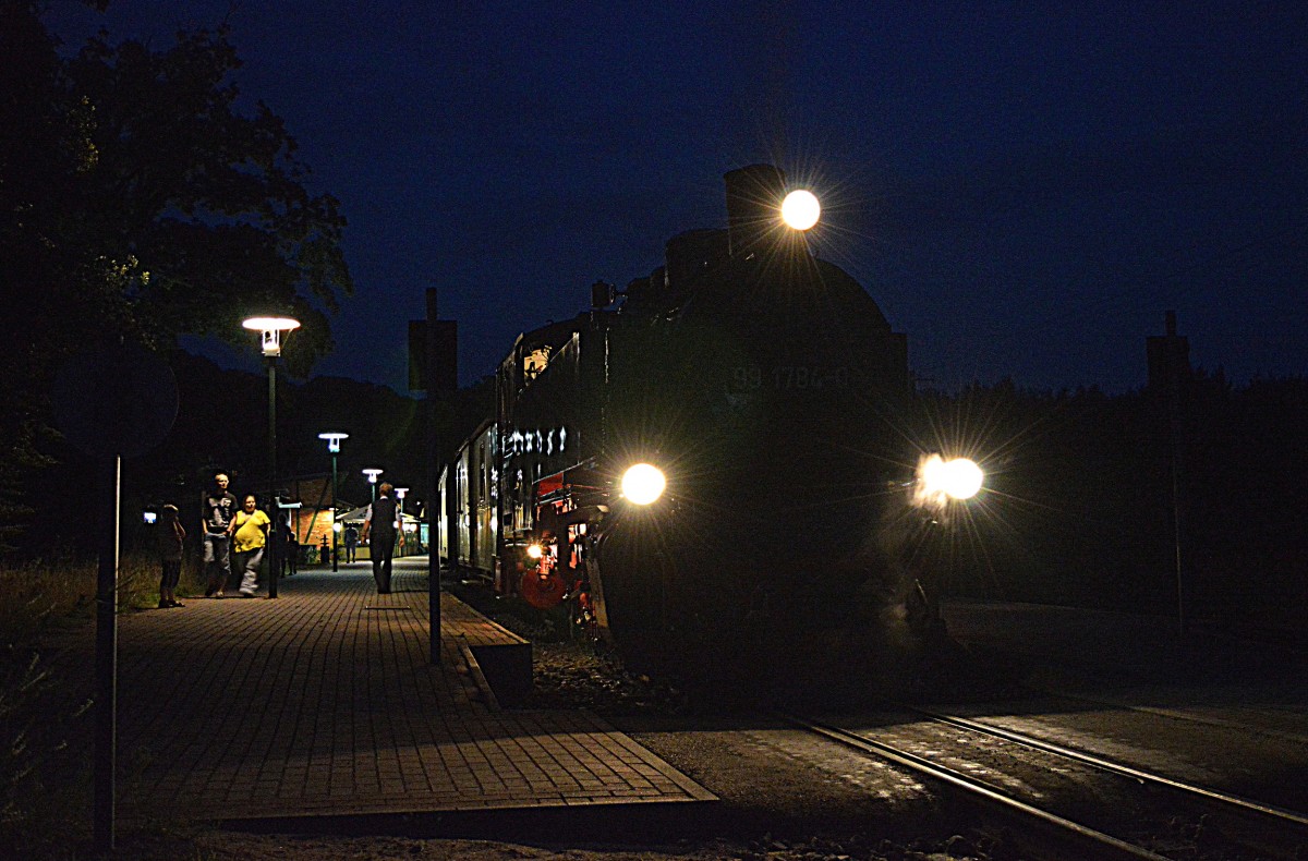 99 1784-0 steht mit P 114 in Sellin Ost am 07.08.2015