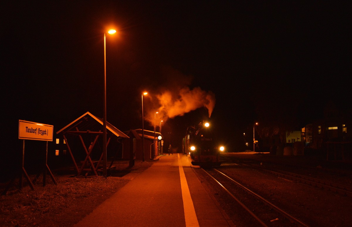 99 1785-7 mit P 1011 in Neudorf am 26.10.2015