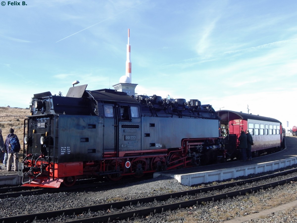 99 222 der HSB auf dem Brocken am 28.10.2015