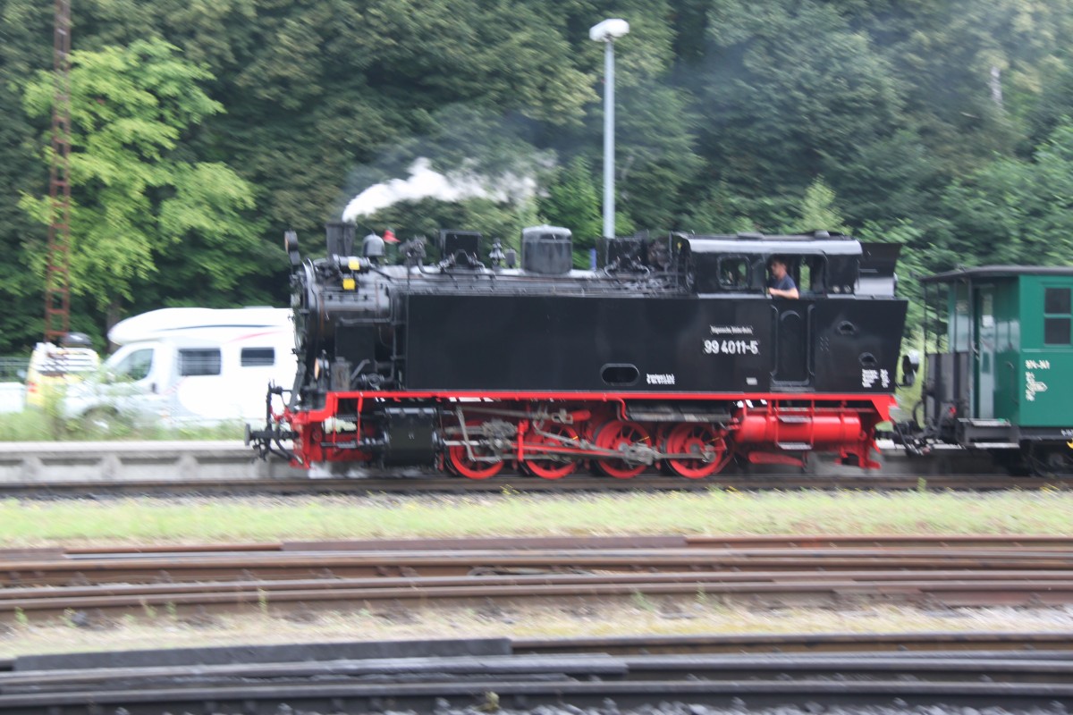 99 4011-5 im Bahnhof Putbus im Sommer 2013