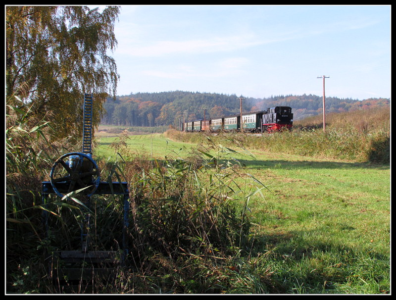 99 4011-5 mit P 103 kurz vor Serams an der G�llegrube.
Am 14.Okt.2013