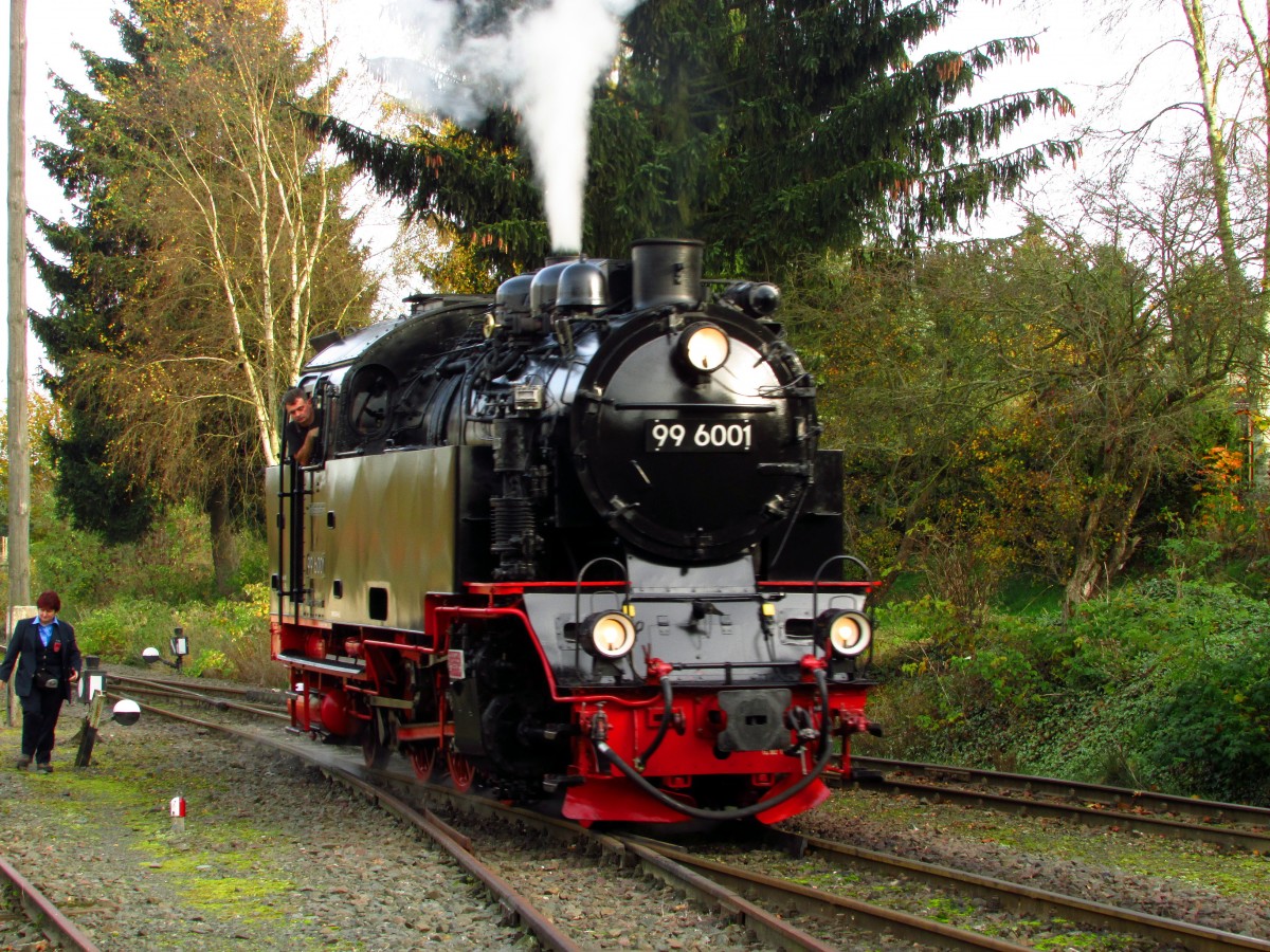 99 6001 beim Umsetzen in Hasselfelde am 18.10.14