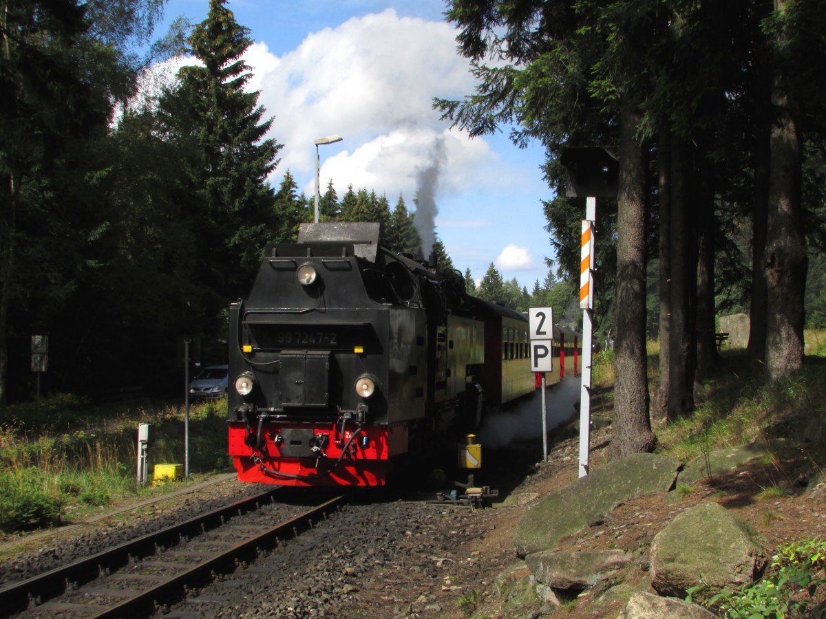 99 7247-7 fährt mit P 8940 aus Schierke am 13.08.2014 aus
