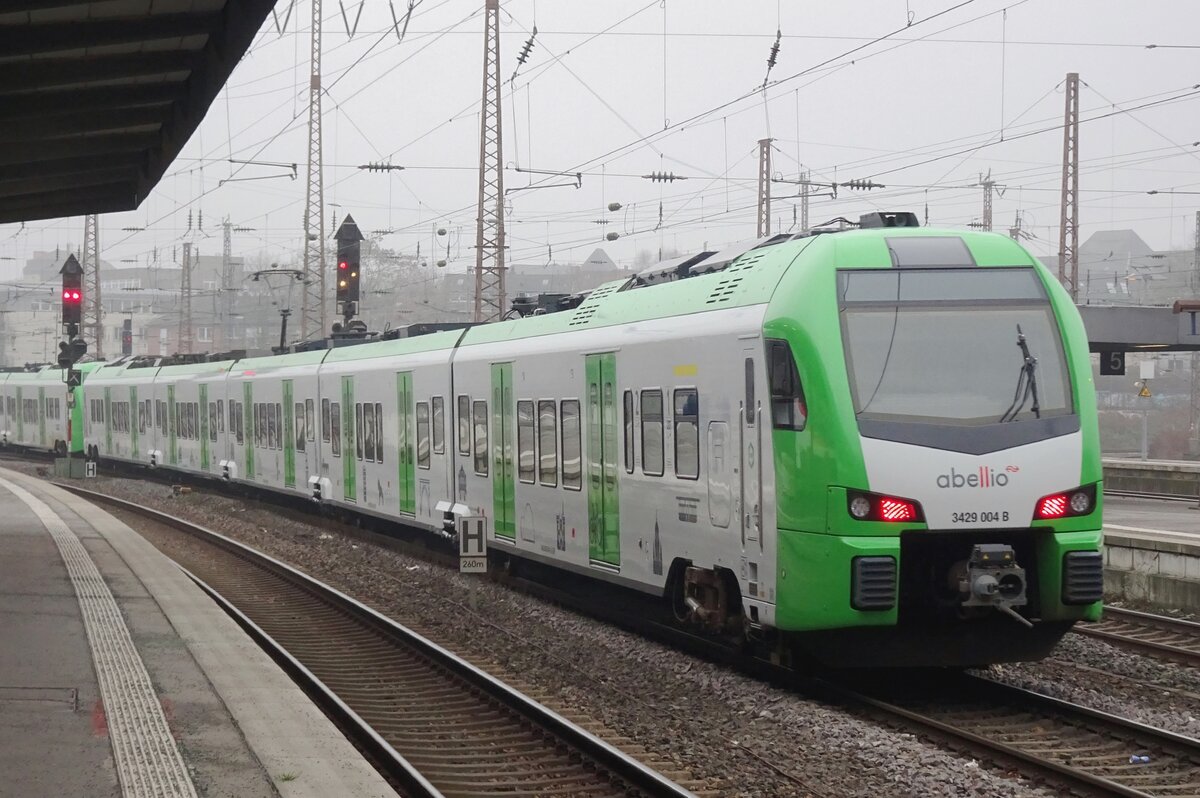 Abellio 3429 004 durchfahrt Essen Hbf am trben 26 Januar 2022.