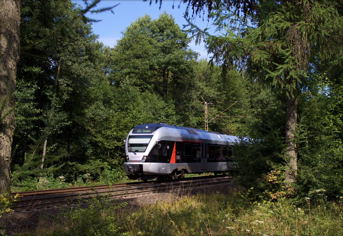 Abellio ET 23003 als RB 91 von Hagen nach Siegen am 02.08.14 in der Nähe von Littfeld