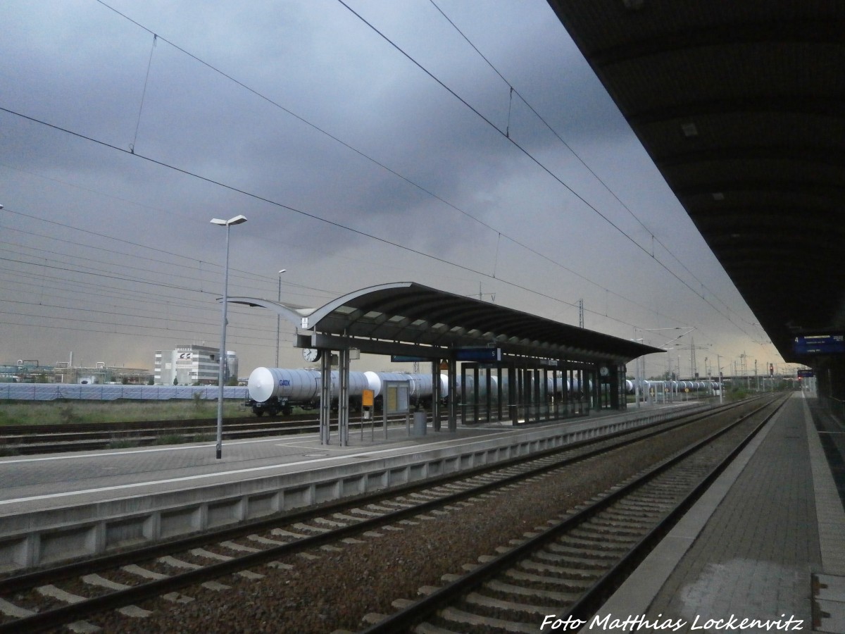 Abendliches Gewitter vom Bitterfelder Bahnhof fotografiert am 9.5.15