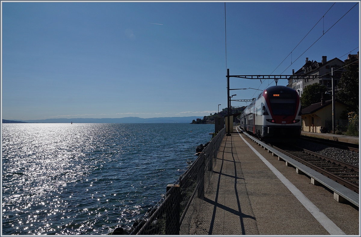 Abendstimmung am Genfer See mit einem SBB RABe 511.

26. Aug. 2018