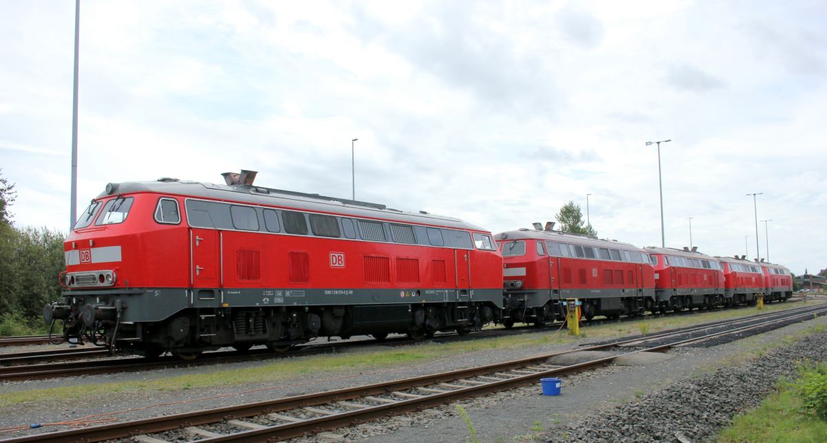 Alle 5 nochmal von der anderen Seite bzw von hinten nach vorne...218 379,832,838,380 und 834. Niebüll 01.09.2019