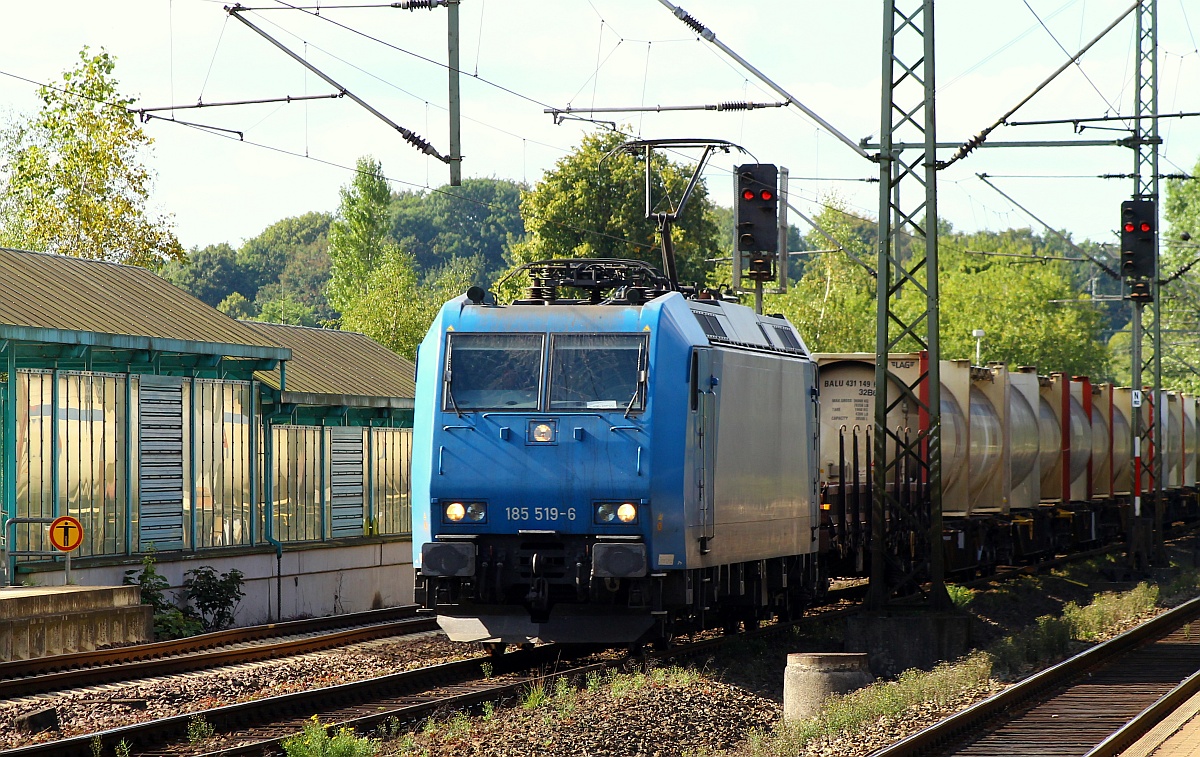 AlphaTrains/CFL Cargo 185 519-6 mit dem DGS 95716(Padborg-Eichenberg-Deuna Werksbhf)rauscht hier durch Schleswig. 02.09.2014