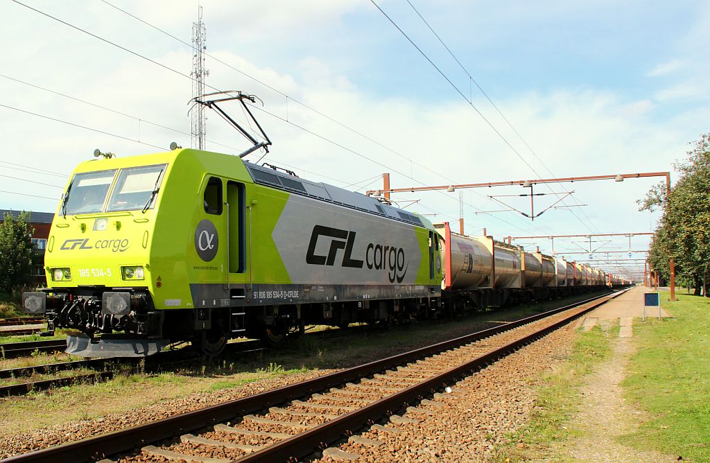 AlphaTrains/CFL Cargo 185 534-5(Unt.Bombardier Services Kassel FW 510, 26.06.2012)wird hier für die Abfahrt vorbereitet und wird in Kürze Padborg Gbf/DK verlassen. 31.08.2012(üaV)