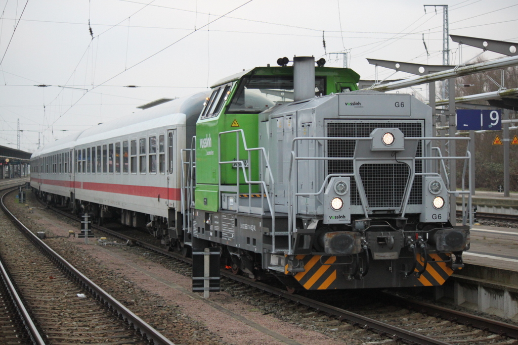 am 14.12.2014 stellte 650 114-8 den IC 2409(Rostock-Dsseldorf)im Rostocker Hbf bereit.