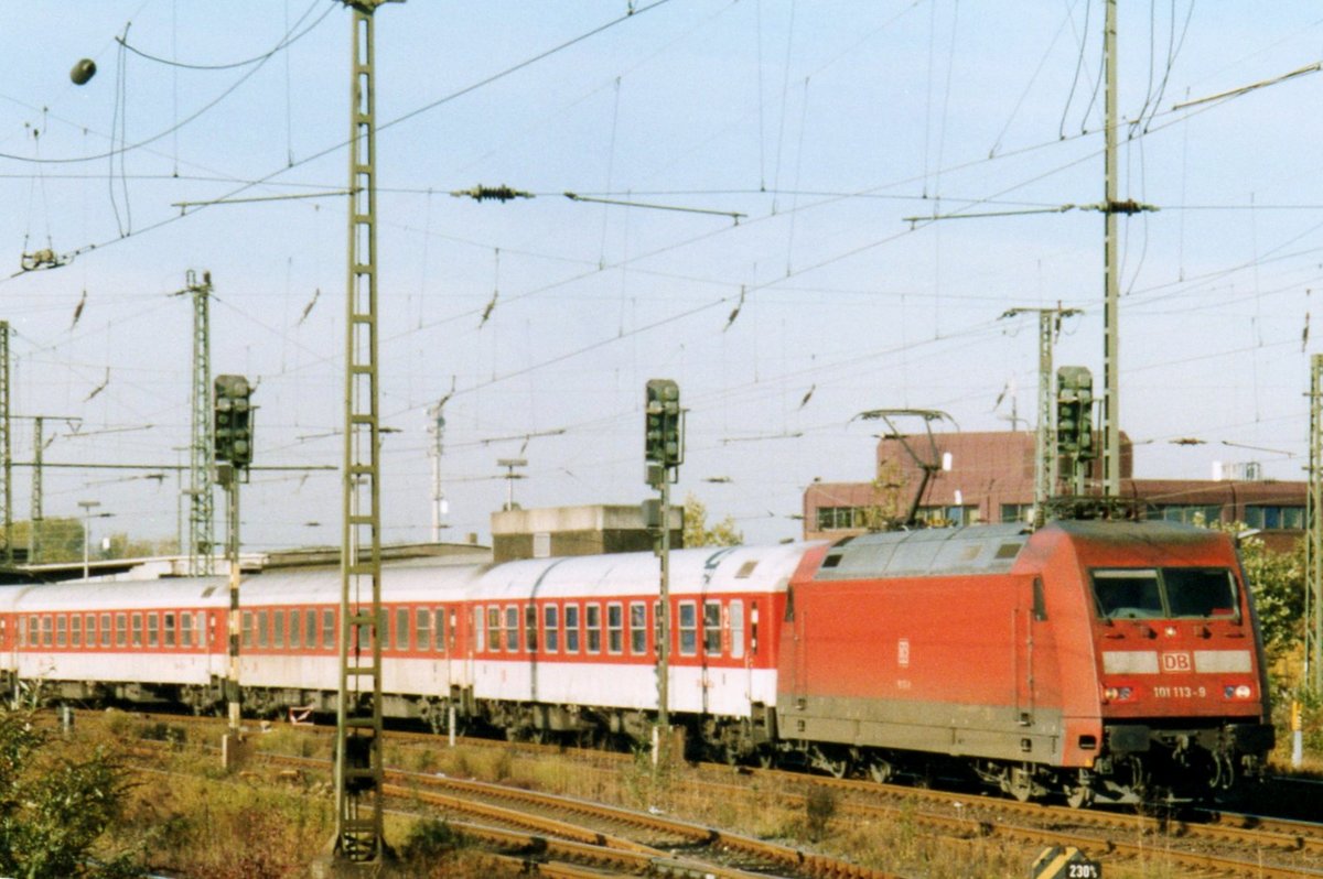 Am 17 Mai 2005 treft 101 113 mit ein DBNZ in Dortmund Hbf ein.