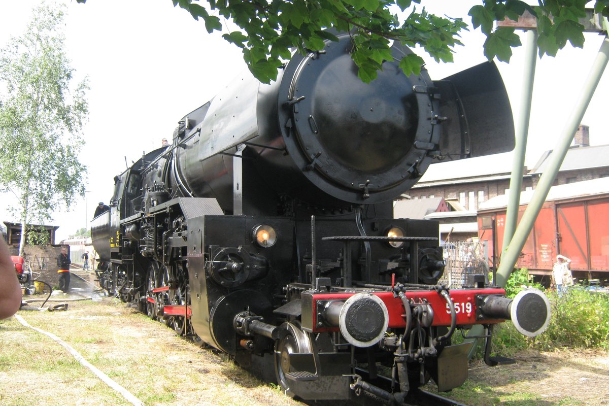 Am 2 Juni 2012 steht CFL 5519 in Koblenz-Ltzel. 