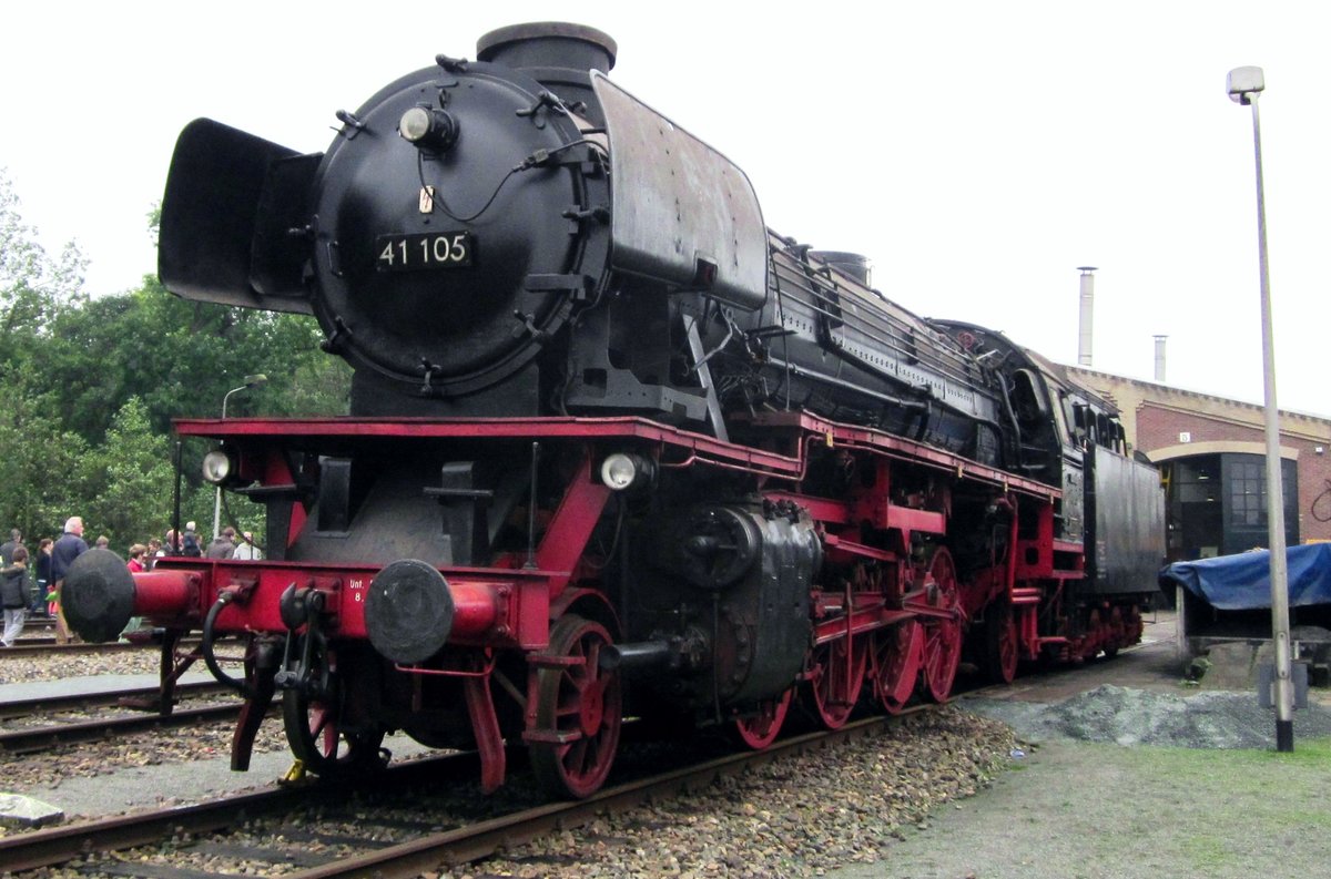 Am 21 Oktober 2012 steht 41 105 ins SSN Depot von Rotterdam Noord-Goederen. 