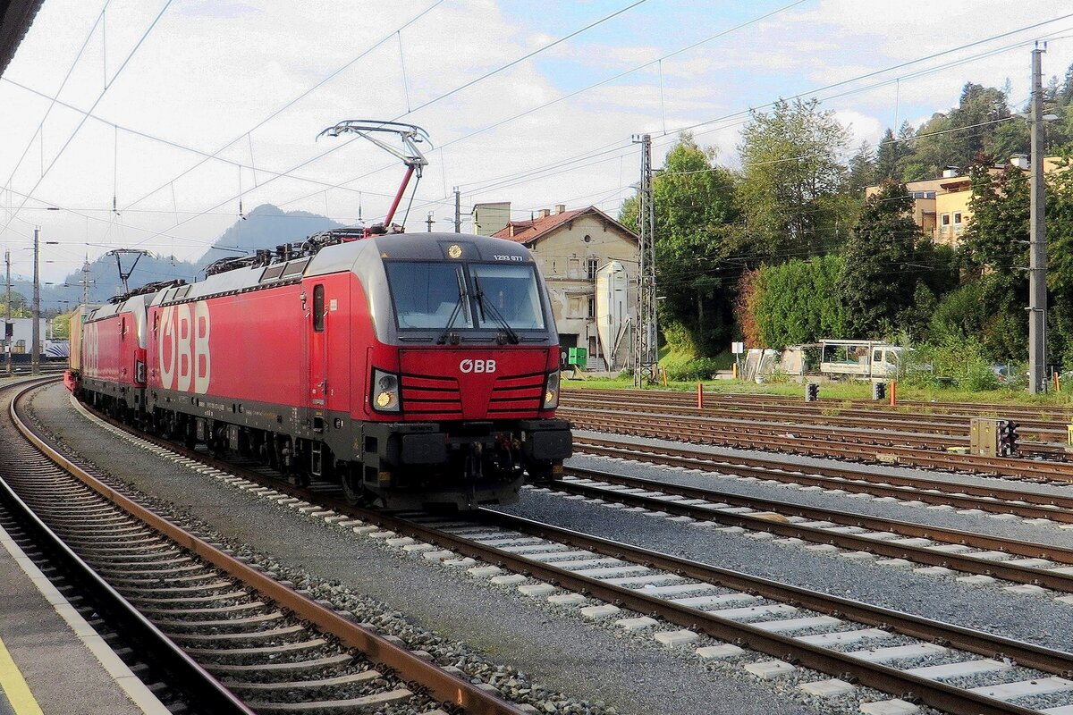 Am 22 September 2021 meldet sich 1293 077 in Kufstein.