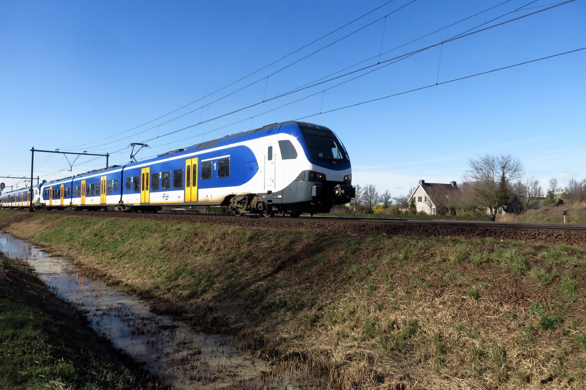 Am 23 Februar 2021 durcheilt NS 2206 Boxtel.