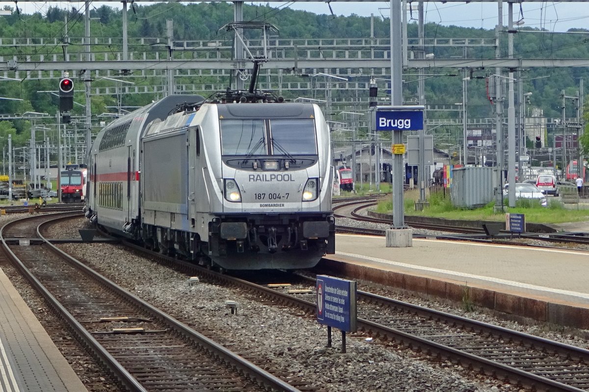 Am 25 Mai 2019 macht 187 004 mit ein DB IC-2 garnitur ein Probefahrt durch u.. Brugg AG.