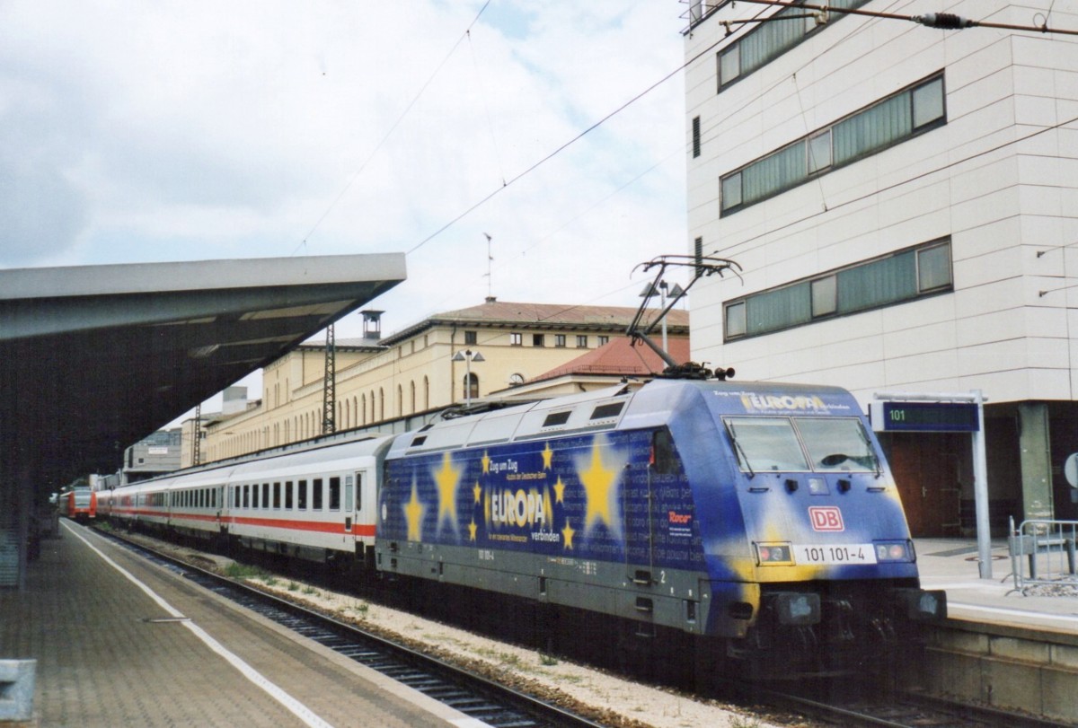 Am 27 September 2006 steht 101 101 in Augsburg Hbf.