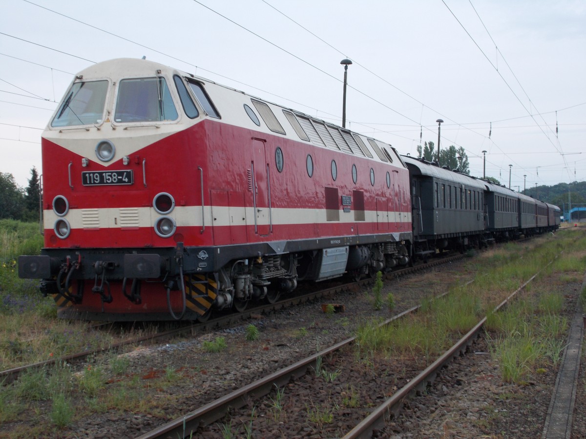 Am 28.Juni 2014 kam das Berliner U-Boot 119 158 wieder,von Berlin Schöneweide, nach Bergen/Rügen.Während die Fahrgäste sich die Störtebekeraufführung in Ralswiek ansahen,blieb der Sonderzug bis zur Rückfahrt nach Berlin in Bergen/Rügen.