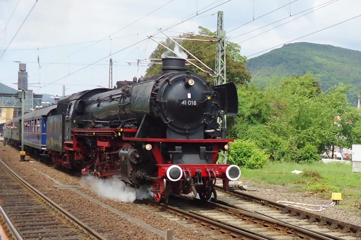 Am 31 Mai 2014 verlsst 41 018 Neustadt (Weinstrasse). 