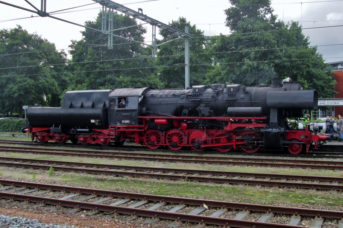 Am 6 September 2015 steht 52 8053 in Apeldoorn.