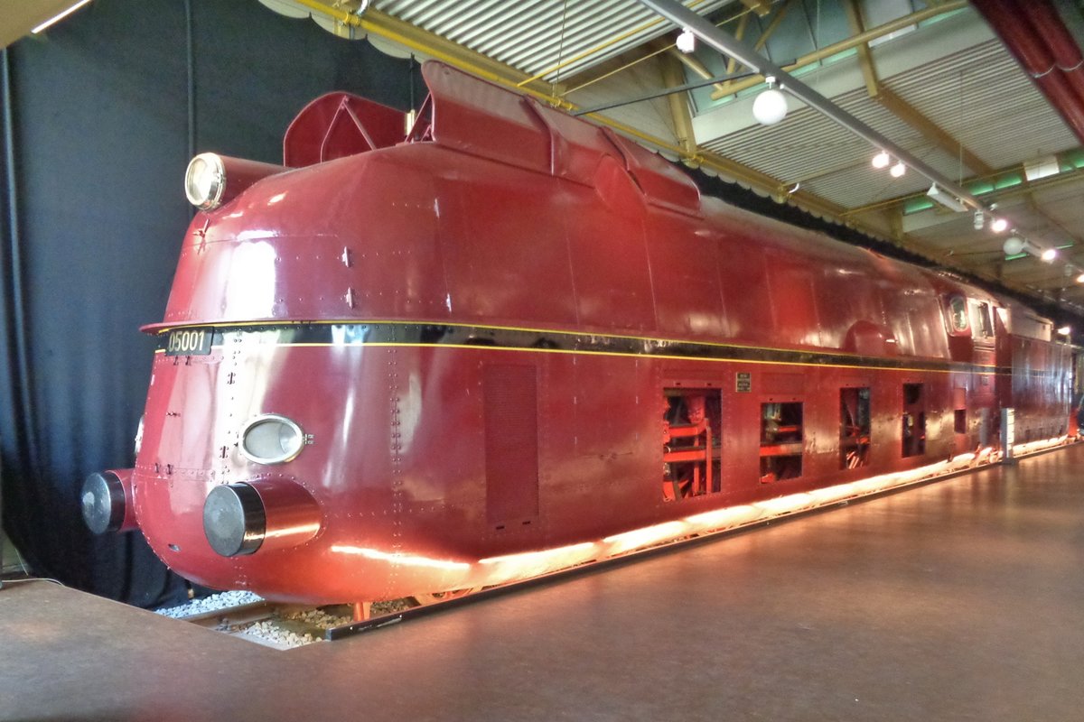Am 6 September 2018 steht 05 001 ins DB Museum in Nürnberg.