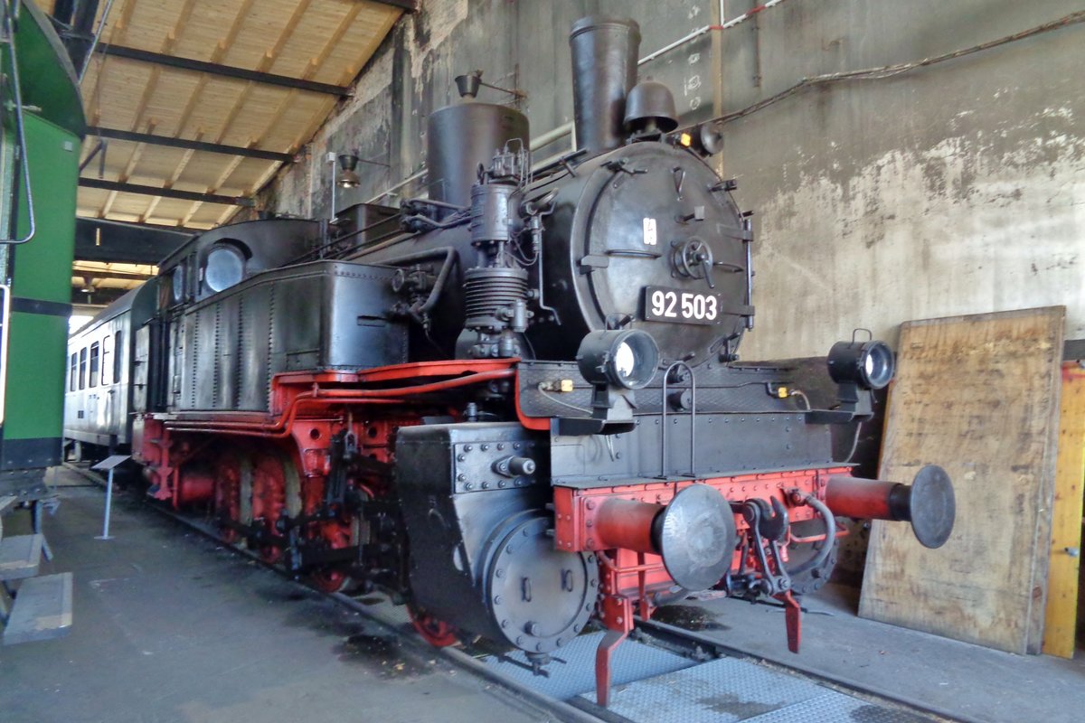 Am 8 April 2018 steht 92 503 in Dresden-Altstadt.