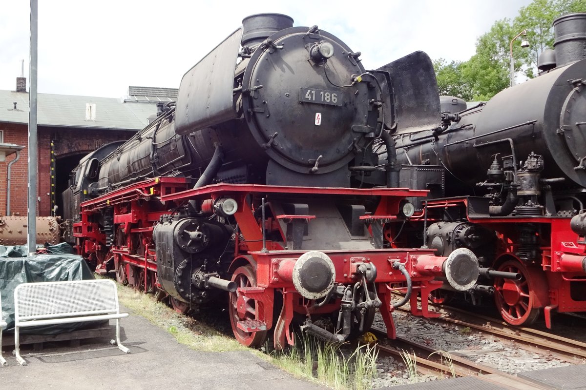 Am 8 Juni 2019 steht 41 186 ins Eisenbahnmuseumlein Dieringhausen.