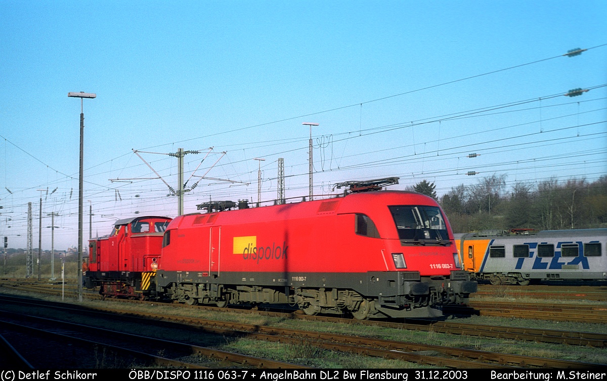 Angeln Bahn DL2 und ÖBB/DISPO 1116 063-7 im Bw Flensburg 31.12.2003(DigiScan 053)