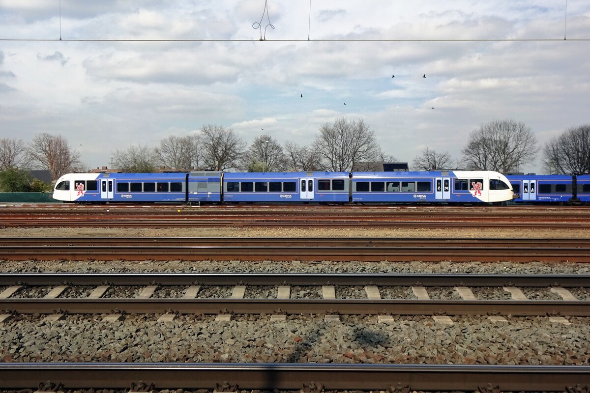 Arriva 390 steht am 8 April 2021 bei der Stadler-Werkstatte in Blerick.