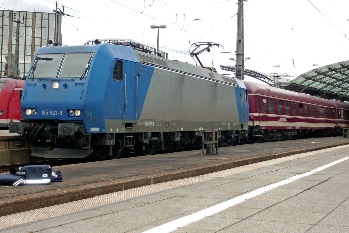 ATC 185 523 steht mit ein Sonderzug nach Cochem am 20 februar 2020 in Kln Hbf.