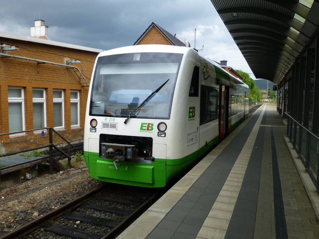 Aus Arnstadt kommt und nach Arnstadt fährt dieser EB-Regiohsuttle. 19.5.16