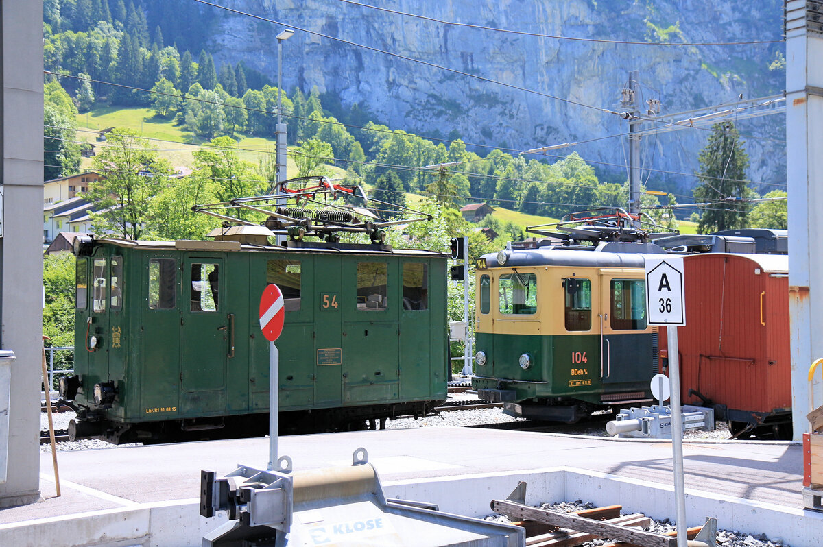  Aus dem Leben der Wengernalpbahn Lok 54 : Jetzt trägt die Lok die Inschrift  Büetzer Buebe , Lauterbrunnen, 25.Juni 2019 
