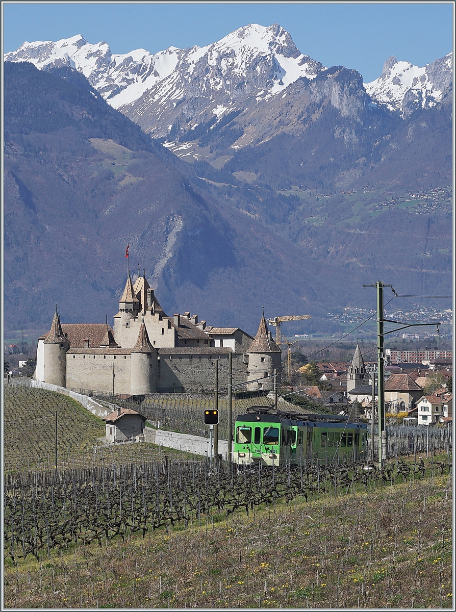 Aus der Gegenrichtung kommen die beiden ASD TPC BDe 4/4 401 und 402 mit dem Ziel Les Diablerets. 

30. März 2021