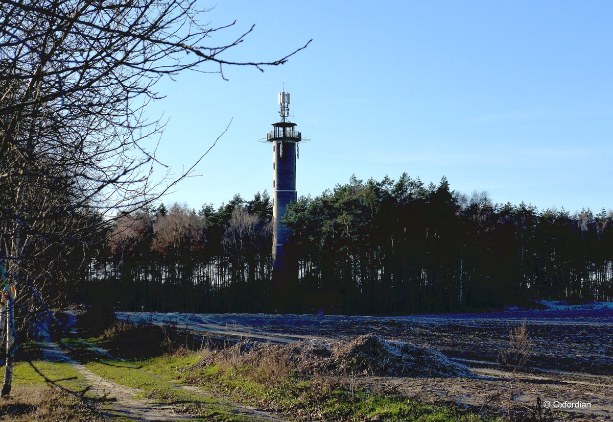 Aussichts- und Sendemast in der Nähe von Hösseringen, Suderburger Land.